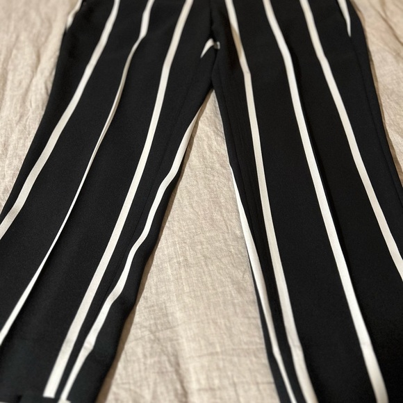 Banana Republic Avery Cropped Trousers - Picture 3 of 5